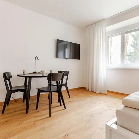 Apartment Newly Renovated 1-room In Historic Center *