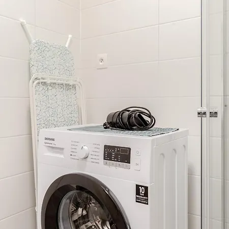 Flat In Historic Center With Air Conditioner Братислава
