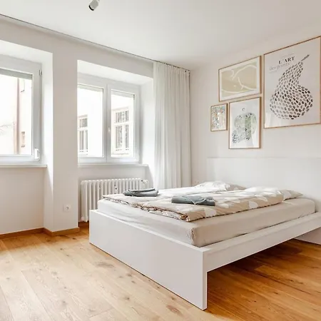 Apartment Newly Renovated 1-room In Historic Center Bratislava
